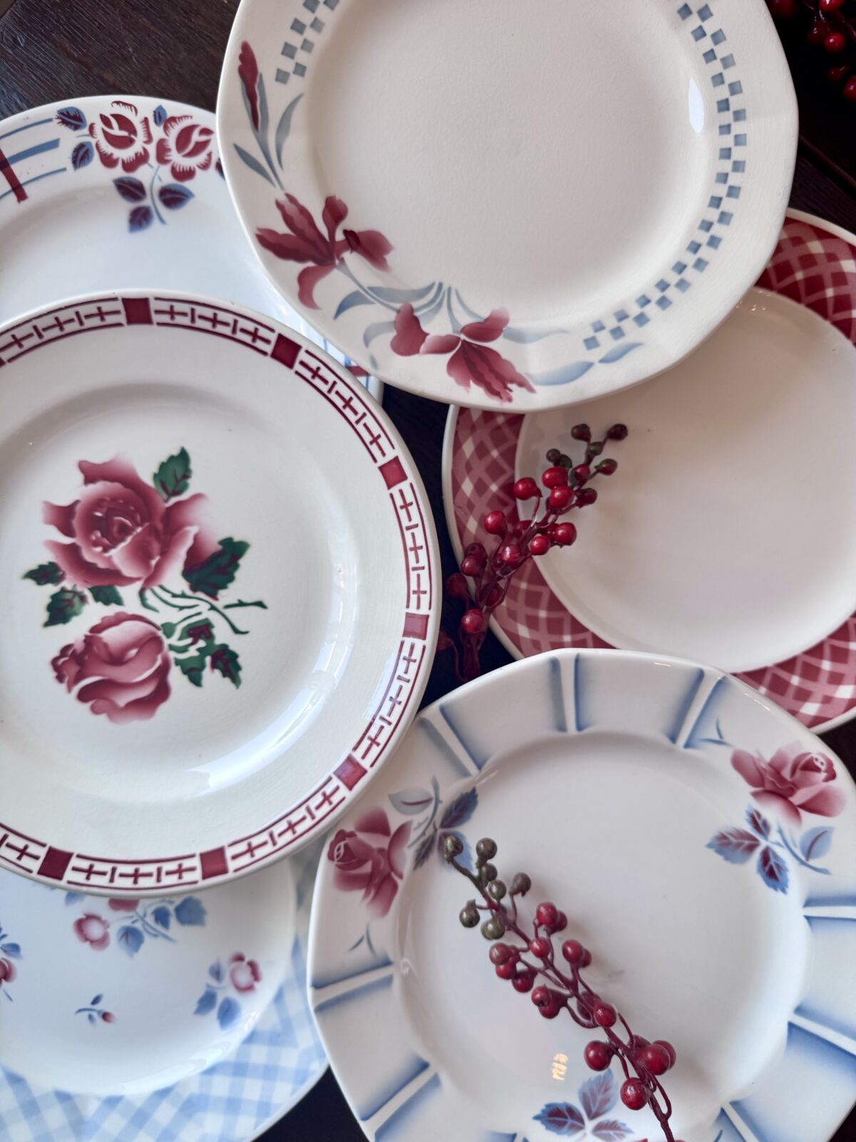 RUI Antiques